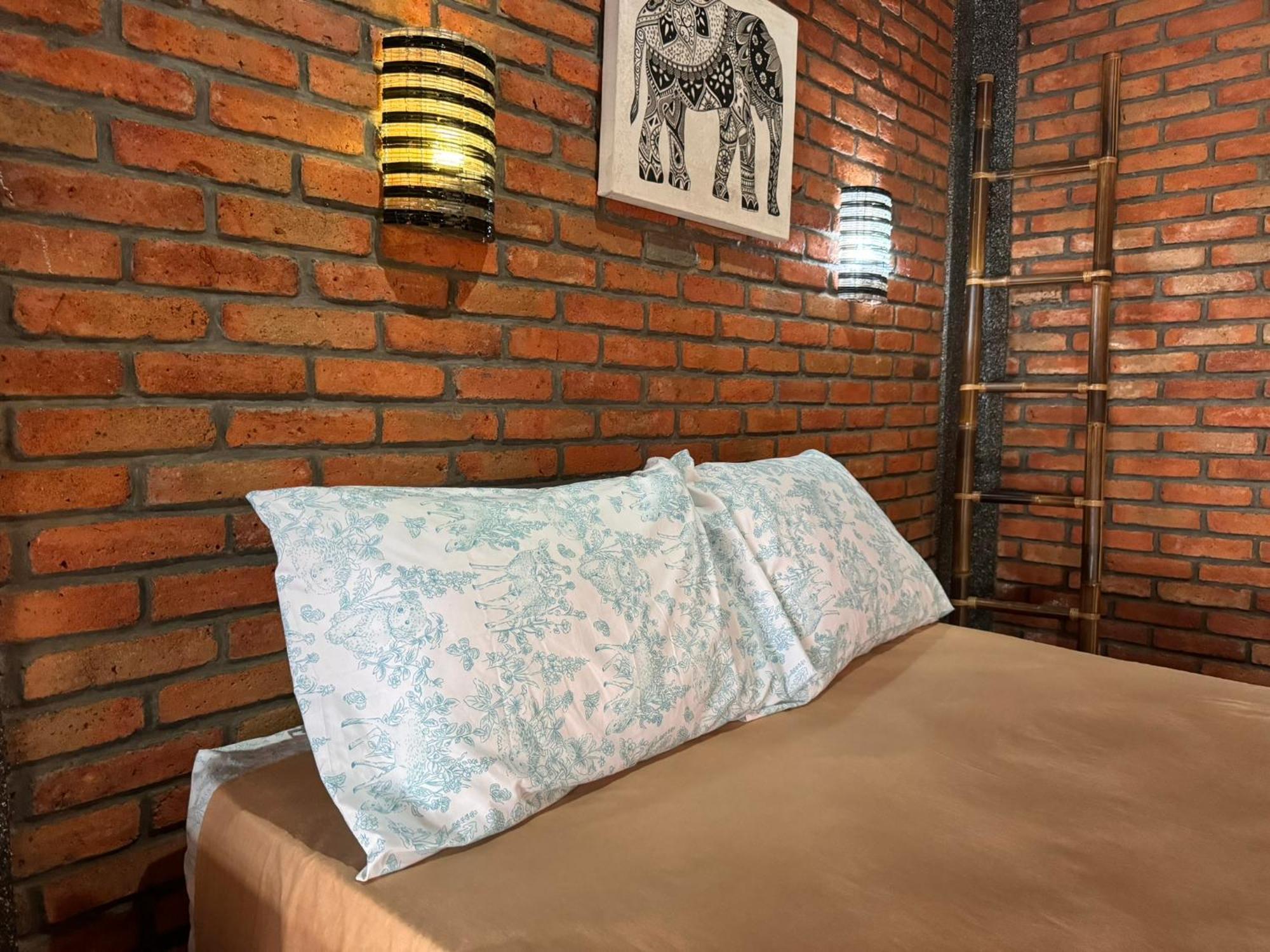 Giri Hill Homestay نوسا دوا المظهر الخارجي الصورة