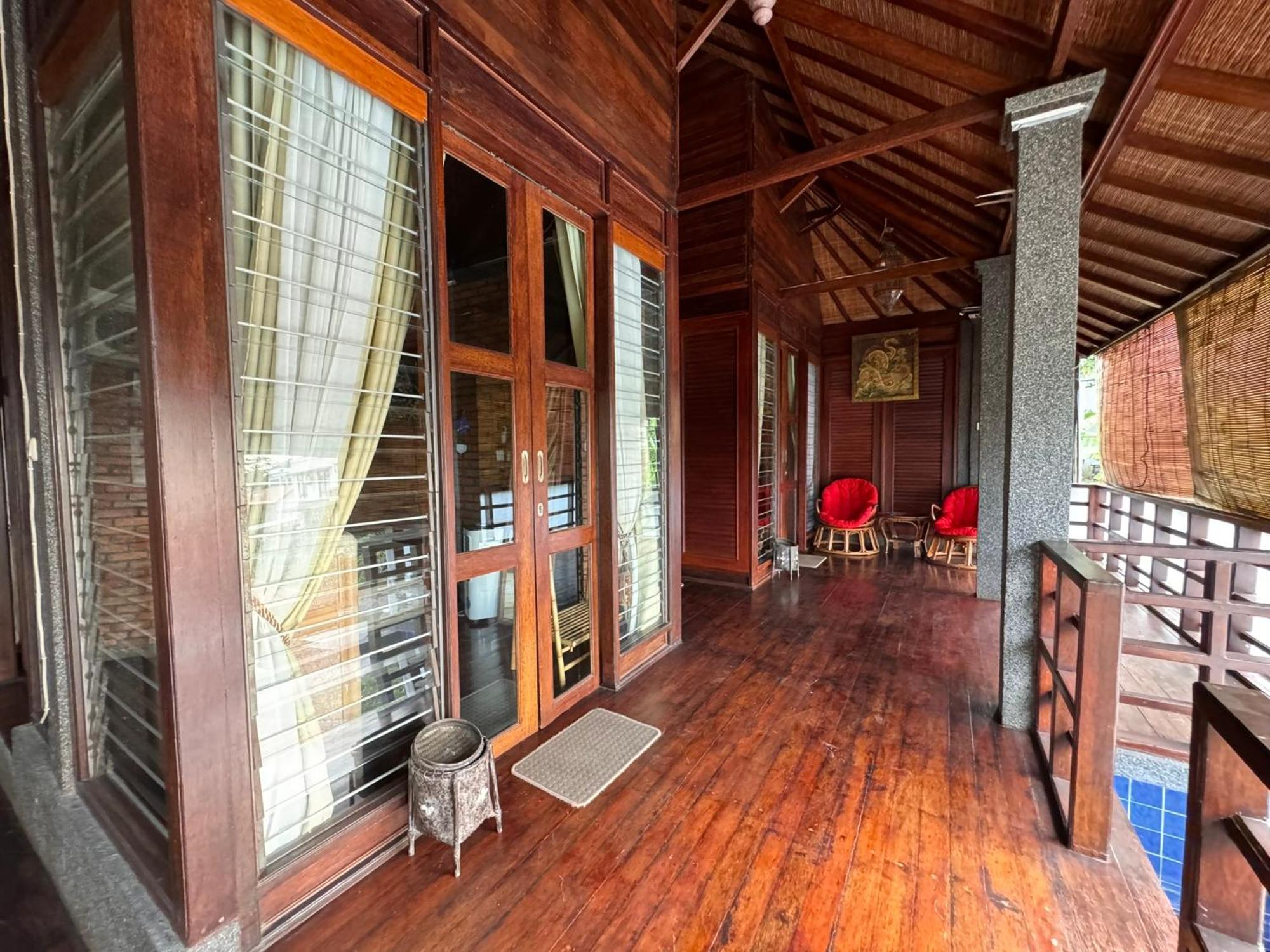 Giri Hill Homestay نوسا دوا المظهر الخارجي الصورة