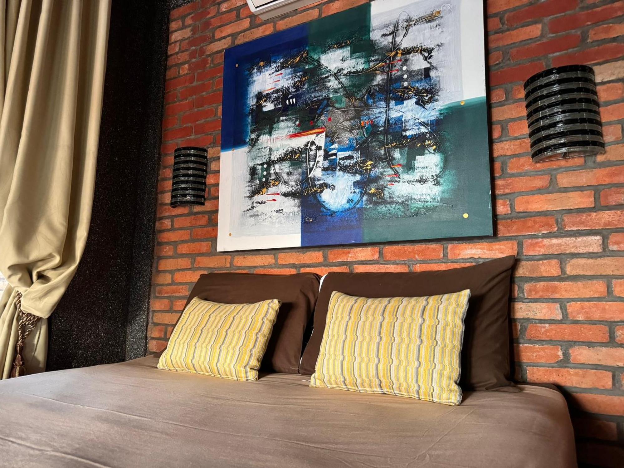 Giri Hill Homestay نوسا دوا المظهر الخارجي الصورة