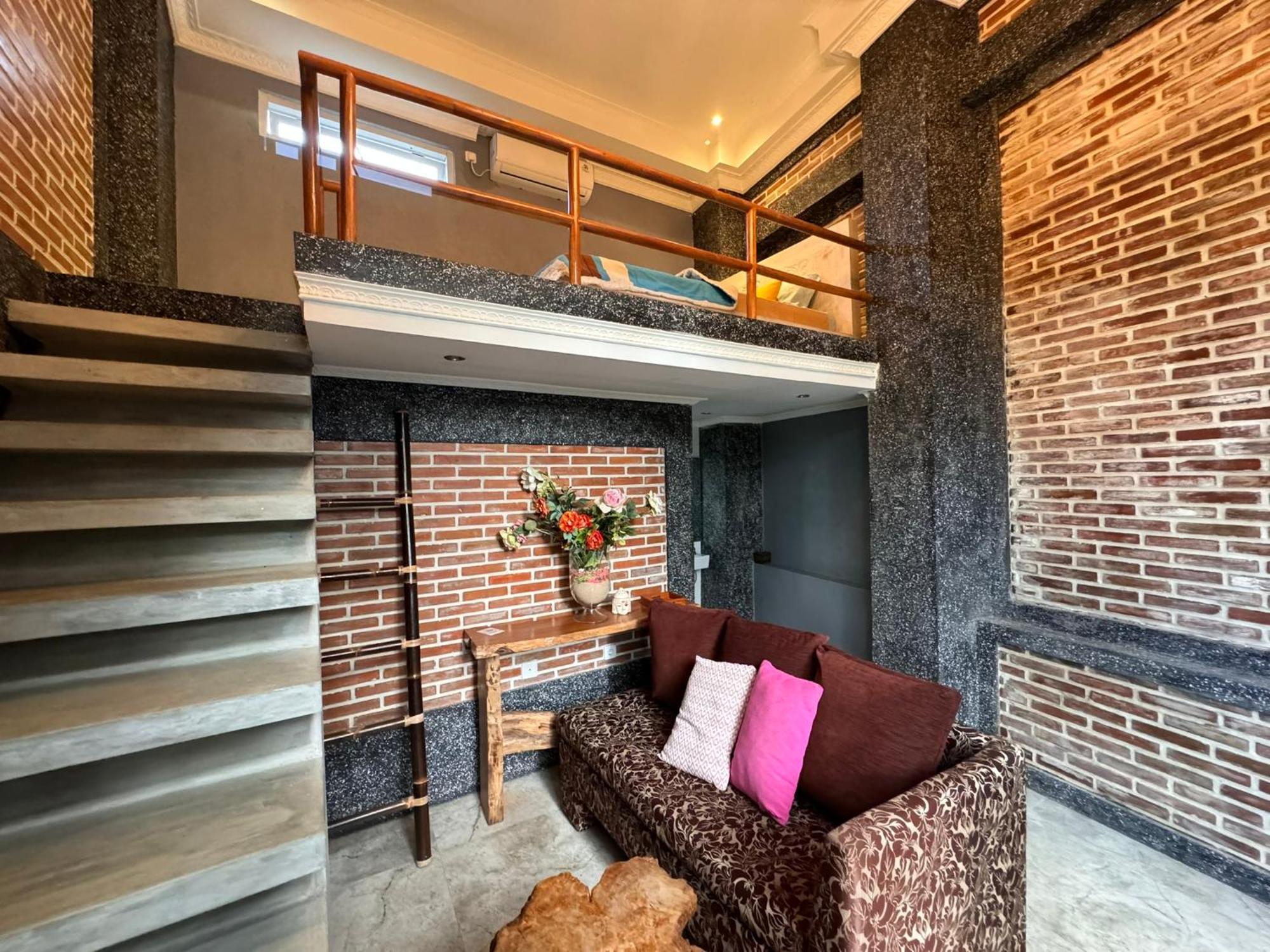 Giri Hill Homestay نوسا دوا المظهر الخارجي الصورة